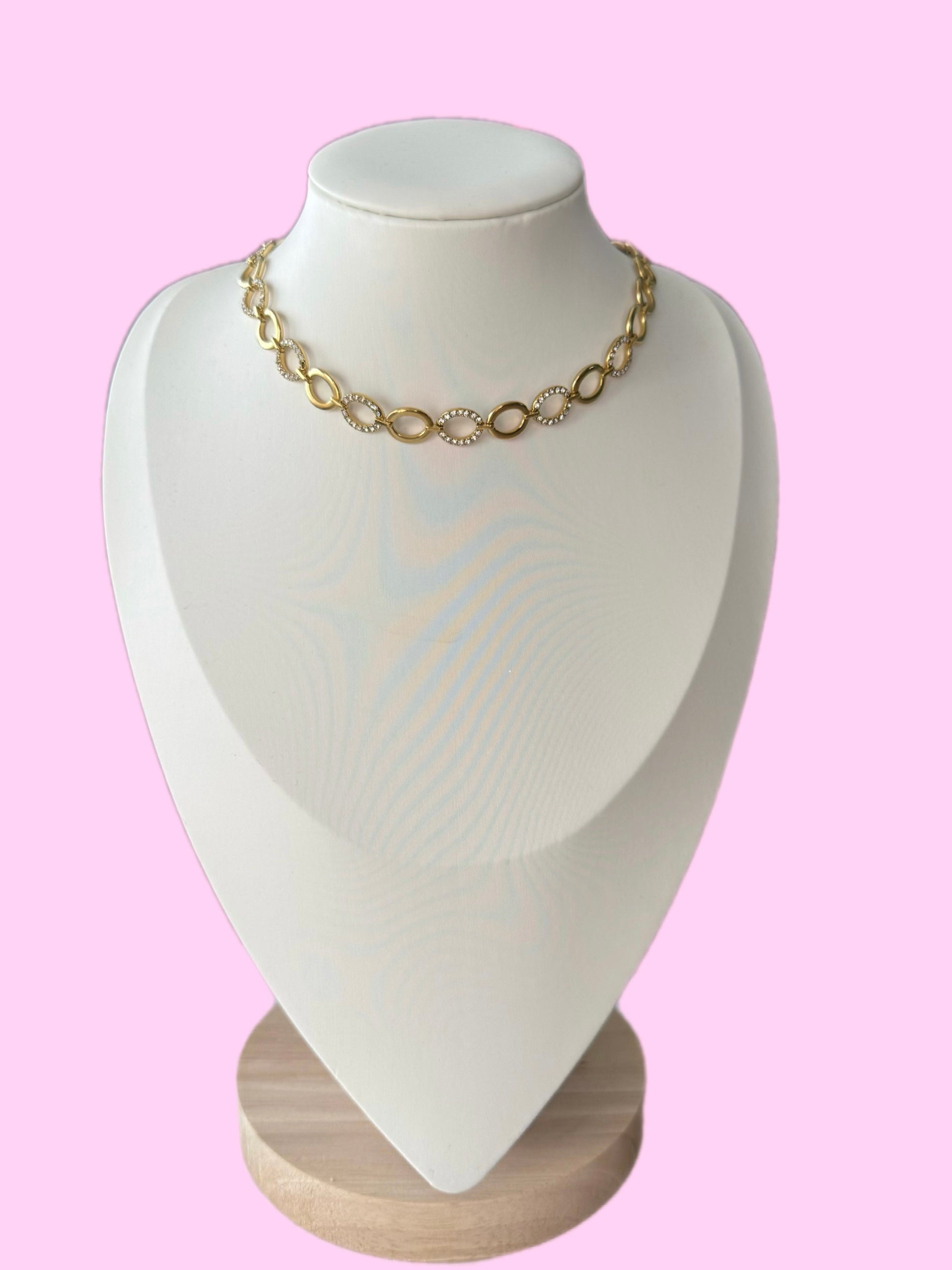 Collier Romance